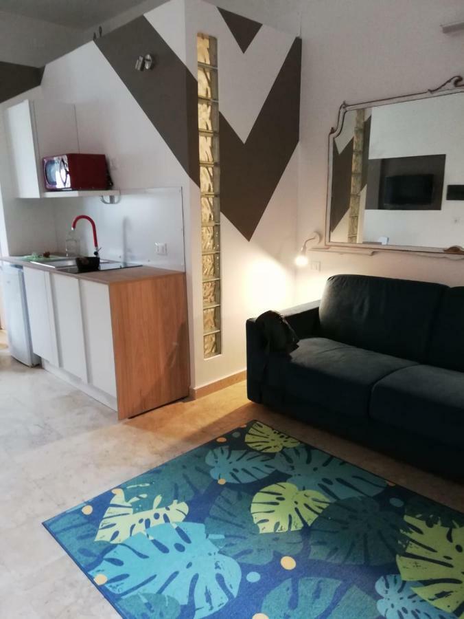 Pappalardo - Regina Elena Apartment Trapani Bagian luar foto